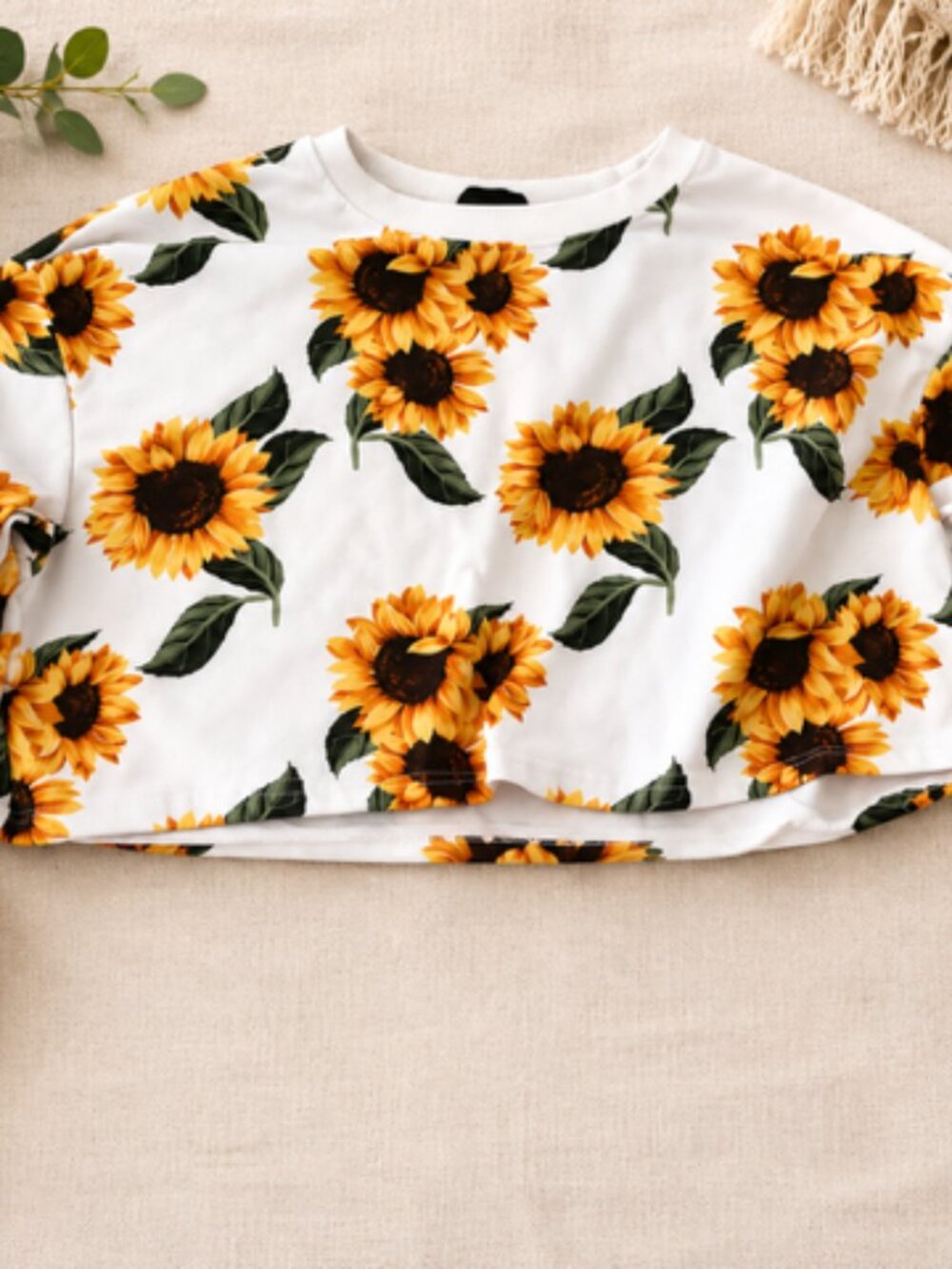 SHEIN Sunflower Cropped Sweatshirt – Size Medium